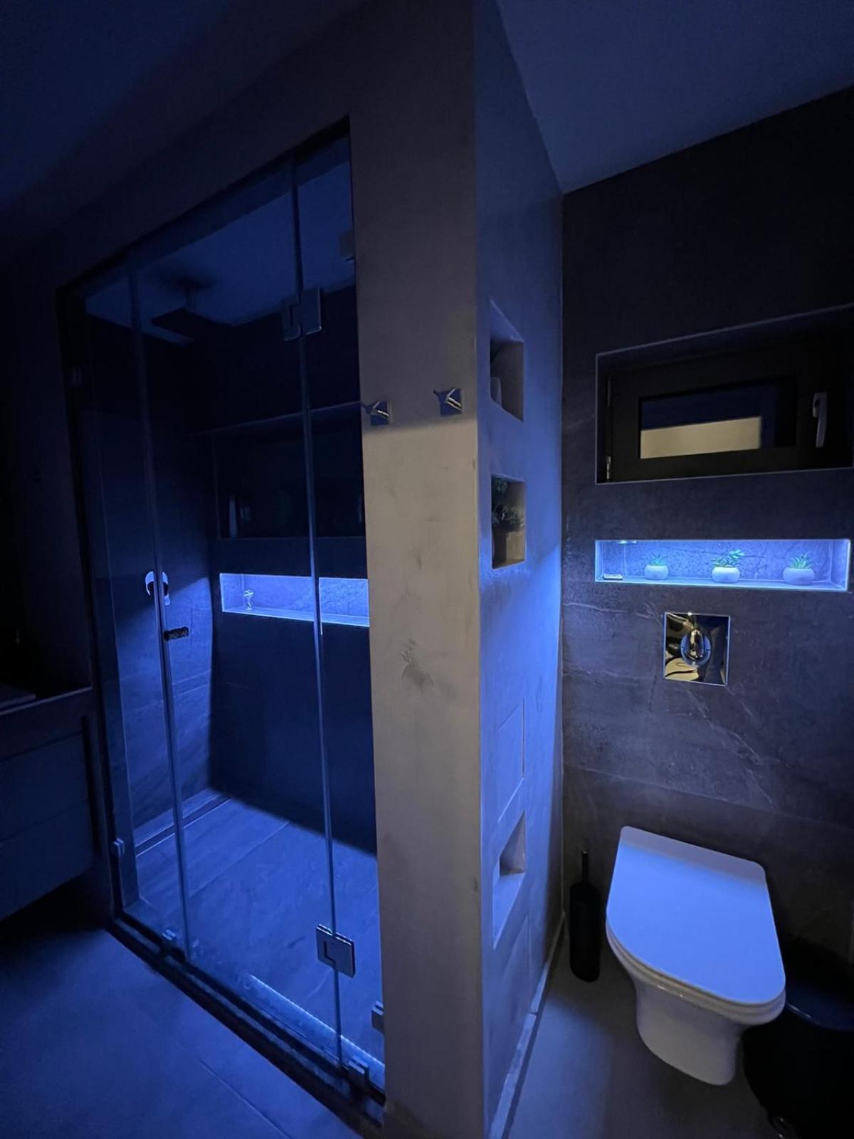 Loft Spa Greece - Enjoy Our Jacuzzi Kalamáta Kültér fotó