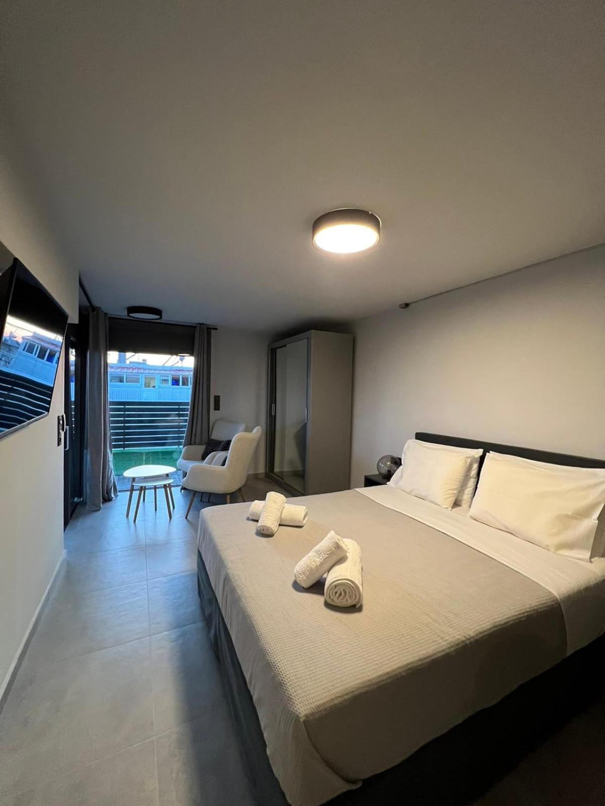 Loft Spa Greece - Enjoy Our Jacuzzi Kalamáta Kültér fotó