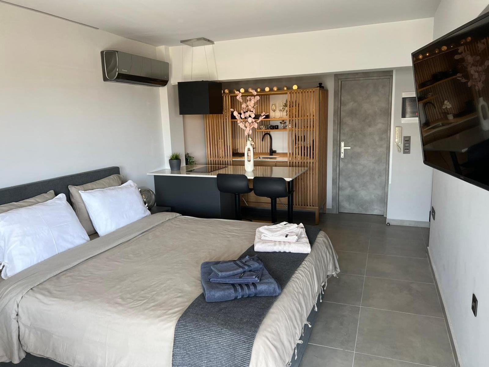 Loft Spa Greece - Enjoy Our Jacuzzi Kalamáta Kültér fotó